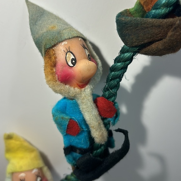 Rare - Vintage "Disney" 7 Dwarves Garland - Picture 3 of 14